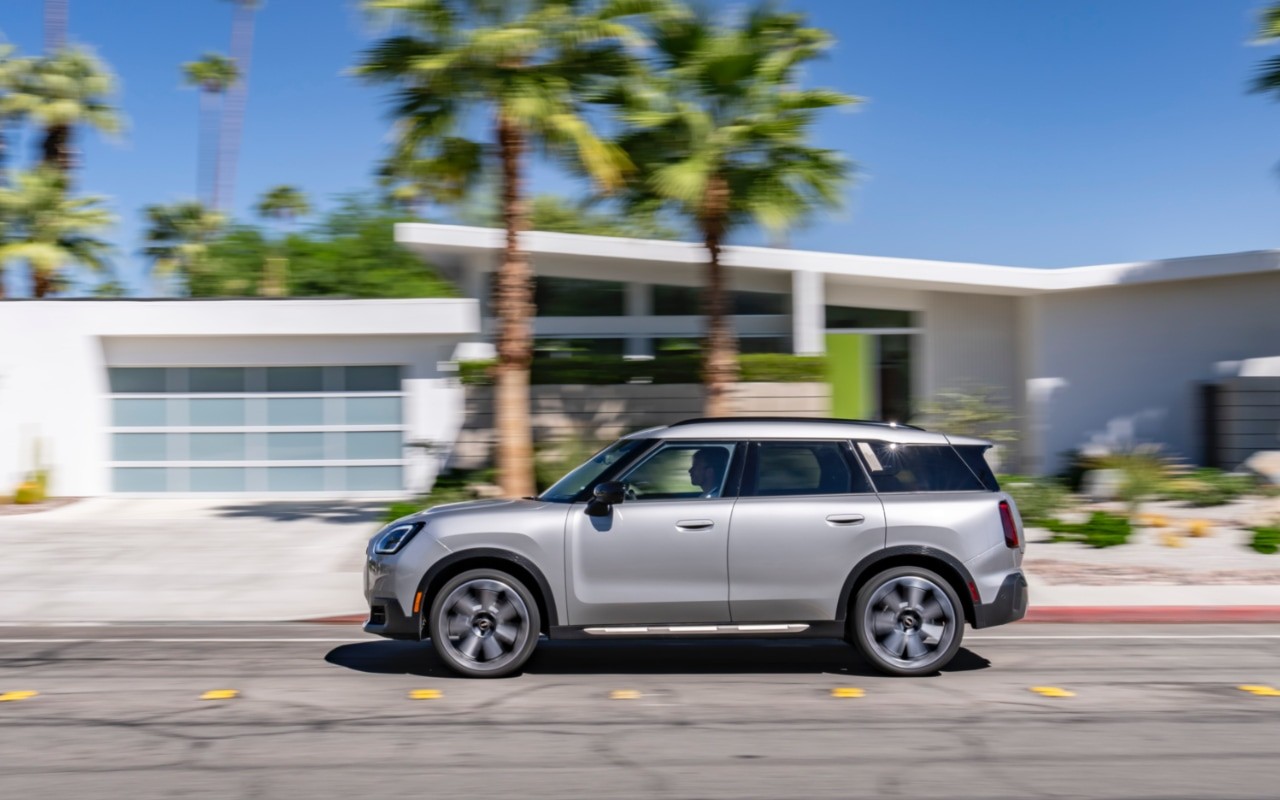 Countryman S ALL4 nuo 48 523 Eur.